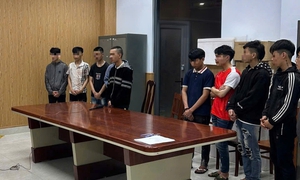 Vác hung khí đi 'tìm đối thủ', nhóm thanh thiếu niên chém nhầm người trên phố Đà Nẵng