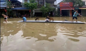 1 người chết, 3 người bị thương, sơ tán hàng trăm hộ do mưa lớn
