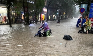 Nhiều khu vực miền Bắc tiếp tục mưa lớn chiều tối và đêm nay