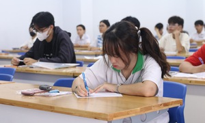 Giám thị làm mất giờ thi của thí sinh đánh giá năng lực, Hội đồng thi xin lỗi và hỗ trợ khắc phục hậu quả