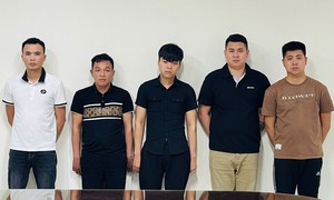 Nhóm tội phạm 'biến' người dân thành 'khách hàng ma', lừa tiền tỷ từ các tổ chức tín dụng