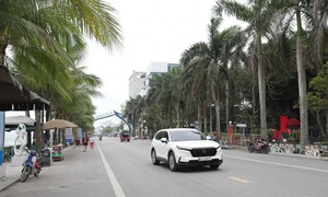Thanh Hóa: Cắm biển giới hạn tốc độ để xe điện 4 bánh tiếp tục hoạt động