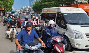 Hà Nội chuẩn bị như thế nào để cấm xe máy chạy xăng trong Vành đai 1 từ tháng 7/2026