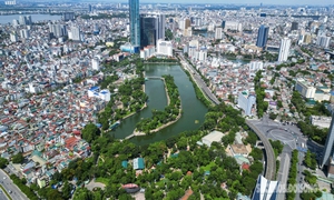 Ngắm ‘lá phổi xanh’ giữa Thủ đô từ trên cao