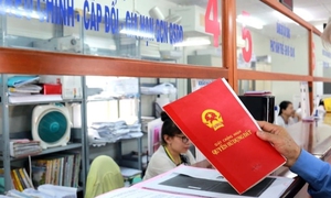 Từ 1/7, thủ tục xin cấp sổ đỏ tại UBND cấp xã thay đổi như thế nào?