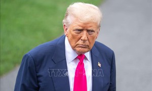 Tổng thống Mỹ Donald Trump bị suy tĩnh mạch