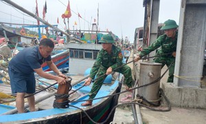 Nghệ An cấm tàu thuyền ra khơi từ 5h sáng 21/7