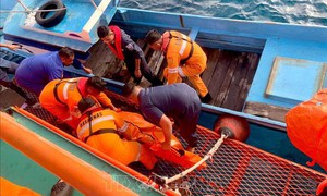 Cháy phà ở Indonesia khiến ít nhất 5 người thiệt mạng