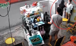 Người phụ nữ bị nhóm 'côn đồ' đánh dã man ngay trước nhà, cả phố sợ hãi không ai dám ngăn