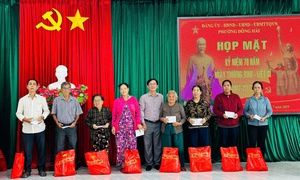 Vùng 4 hải quân tổ chức nhiều hoạt động thiết thực tri ân các gia đình chính sách, có công với cách mạng
