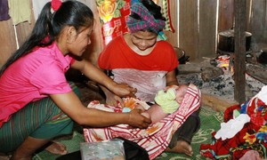 Chi tiết danh mục kỹ thuật chuyên môn khám chữa bệnh của cô đỡ thôn bản