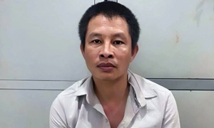 Khởi tố nghịch tử dùng dao chém mẹ tử vong