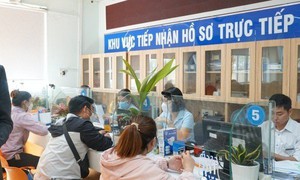 Tại sao lại có cách tính lương hưu khác nhau giữa khu vực công và khối doanh nghiệp?