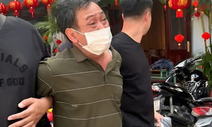 Giết cả nhà, bị cáo cúi đầu xin được 'chết sớm' 