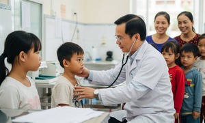 Vaccine sởi phủ khắp Quảng Ninh trước thời hạn