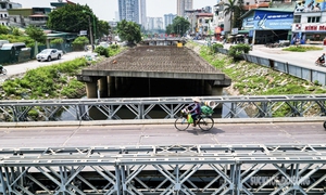 Cầu bắc qua sông Lừ sắp tái khởi công sau nhiều năm ‘án binh bất động’