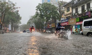 Nguyên nhân gây đợt mưa rất lớn kéo dài nhiều ngày trên cả nước