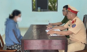 Lời khai của phụ nữ đi xe đạp điện tông người bán vé số rồi bỏ chạy