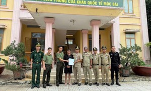 Bắt quản lý cấp cao đường dây lừa đảo 972 tỷ đồng