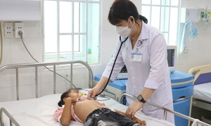 Cứu sống bệnh nhi 8 tuổi bị vi&#234;m n&#227;o do virus Herpes simplex
