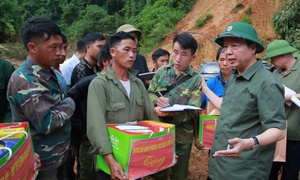 Phó Thủ tướng Trần Hồng Hà chỉ đạo khắc phục hậu quả lũ quét, sạt lở đất tại Điện Biên