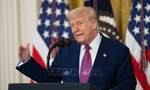 Tổng thống Trump lên tiếng về vụ tên lửa Nga tấn công nhà máy Mỹ ở Ukraine