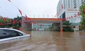 Hà Nội mưa dông kéo dài đến ngày 29/8