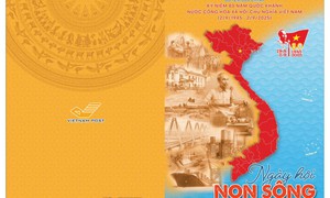 Ra mắt Bộ ấn phẩm Tem Bưu chính đặc biệt 'Dấu son lịch sử'