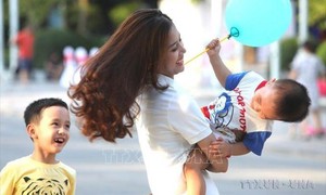 Phụ nữ tại TP Hồ Chí Minh sinh đủ 2 con trước 35 tuổi được hỗ trợ 5 triệu đồng