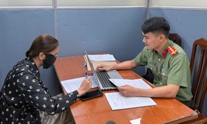 Tung tin 'máy đo nồng độ cồn giả', một phụ nữ Hà Nội bị phạt 7,5 triệu đồng