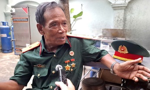 Cựu chiến binh vượt gần nghìn km ra Hà Nội dịp Quốc khánh 2/9: 'Tôi đã quá mãn nguyện và tự hào!'