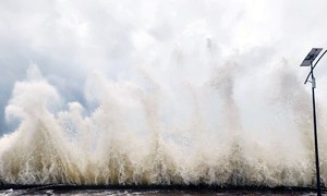 Áp thấp nhiệt đới trên Biển Đông có mạnh lên thành bão?