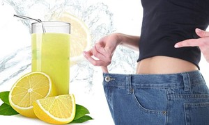 Uống g&#236; mỗi s&#225;ng để giảm mỡ bụng?