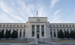 Fed hạ lãi suất lần đầu trong năm 2025