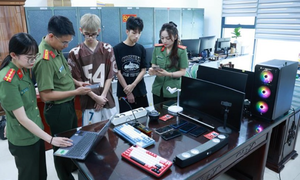 Hai thanh niên livestream 'tài - xỉu' lừa hàng nghìn bị hại