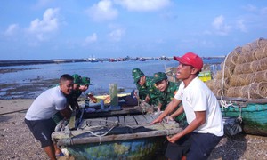Khẩn trương ứng phó với bão số 10 ngay sau bão số 9