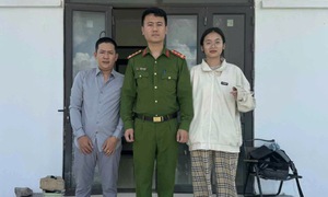 Bất ngờ nhận gần 100 triệu đồng từ tài khoản lạ, cô gái vội báo công an