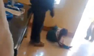 Nữ sinh lớp 6 ở Lào Cai bị bạn học đánh chảy máu