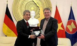 Lãnh đạo các chính đảng Đức ấn tượng trước những thành tựu của Việt Nam