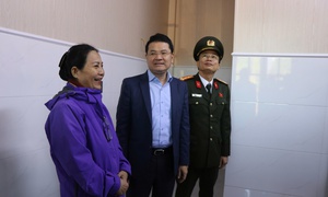 Người dân vùng sạt lở ở Huế đón niềm vui an cư khi 'Chiến dịch Quang Trung' về đích sớm