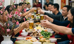 Cảnh báo những hệ lụy sức khỏe do lạm dụng rượu bia dịp Tết