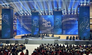 Show 'Về đây bốn cánh chim trời' bị huỷ: Khán giả mua vé có đòi lại được tiền?