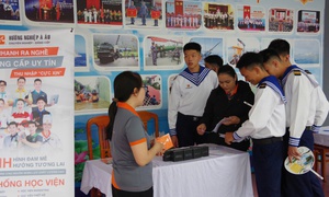 Tư vấn hướng nghiệp cho hơn 300 thanh niên hoàn thành nghĩa vụ quân sự
