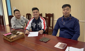 Nhận 400 triệu đồng từ tài khoản lạ, thầy giáo làm điều bất ngờ