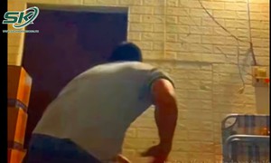 Chồng hành hung vợ dã man rồi quay lại clip vì nghi ngờ ngoại tình, công an vào cuộc khẩn