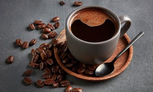 Uống cà phê có ảnh hưởng đến kiểm soát mỡ máu không?