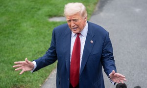 Tổng thống Trump nêu lý do huỷ 'làn sóng tấn công' Venezuela lần hai