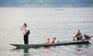 Miền Bắc hanh khô, miền Trung mưa giảm