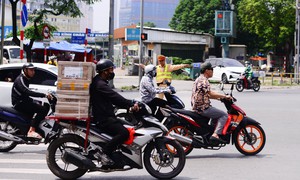 Miền Bắc tăng nhiệt, nắng 33 độ kèm hanh khô