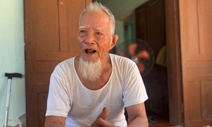 Thăm 2 cụ ông thọ 100 tuổi cách nhau chỉ vài con ngõ ở Đà Nẵng